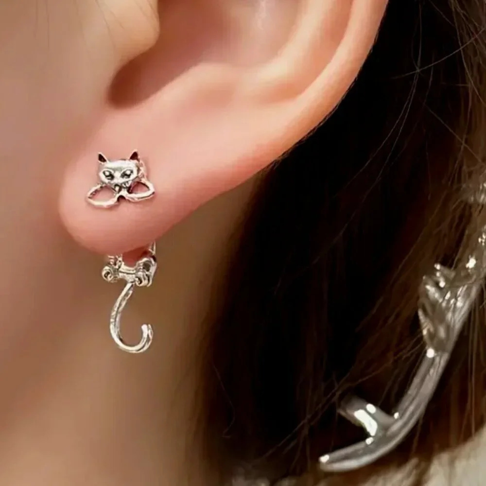 Women's Cat Design Stud Earrings - Gift